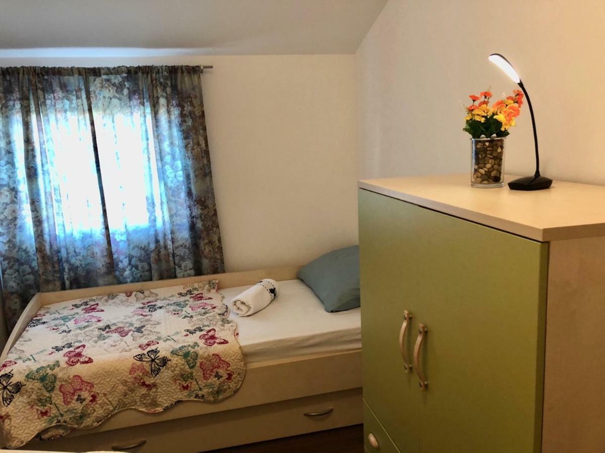 Apartment Jopa Šibenik Esterno foto